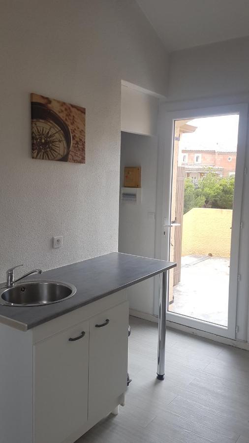 Appartement T2 Avec Cabine A St Pierre La Mer Fleury  Bagian luar foto